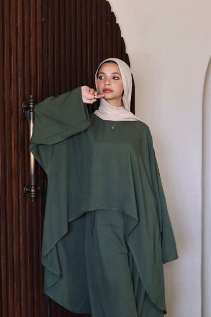 Liliana Set In Olive-Green