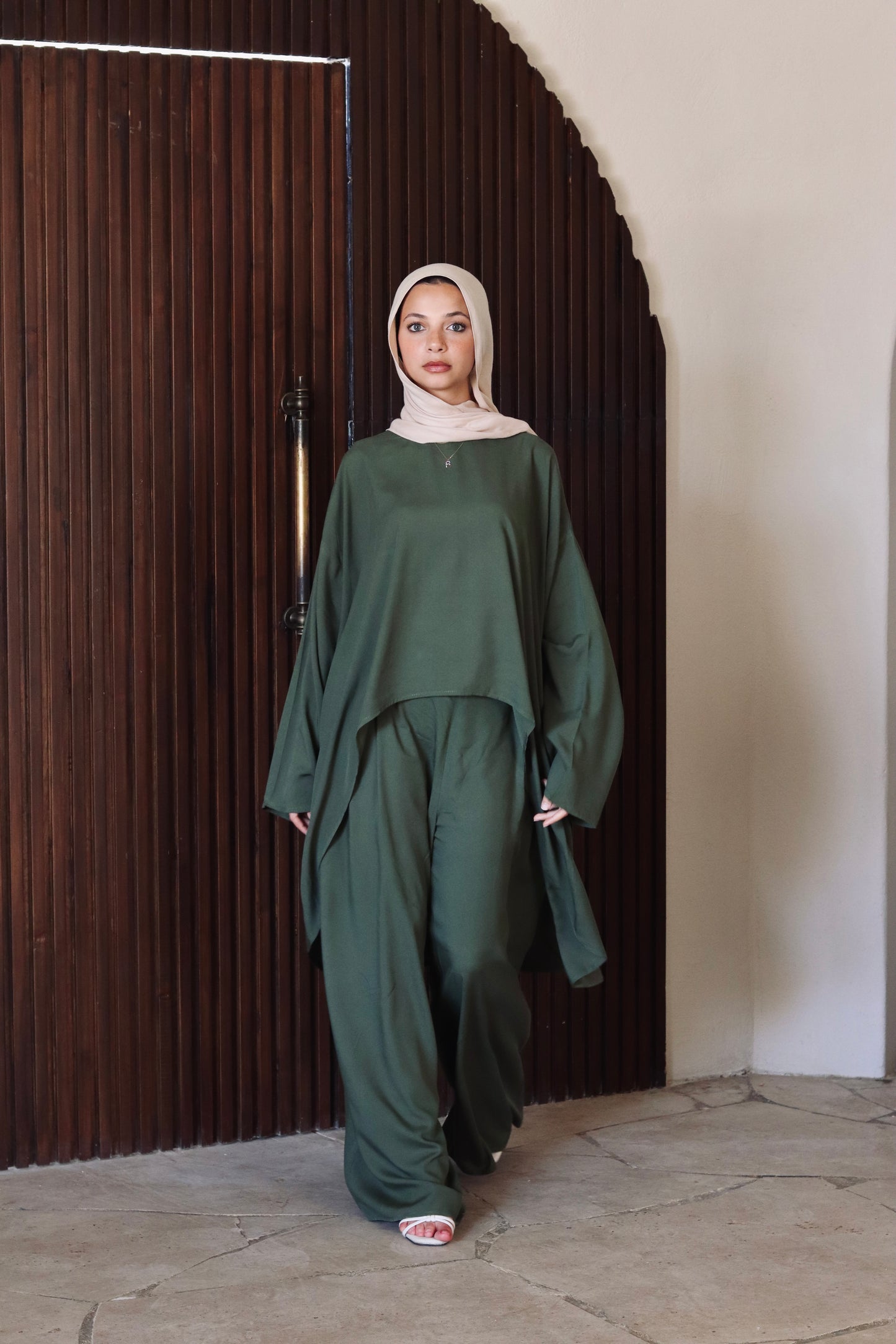 Liliana Set In Olive-Green