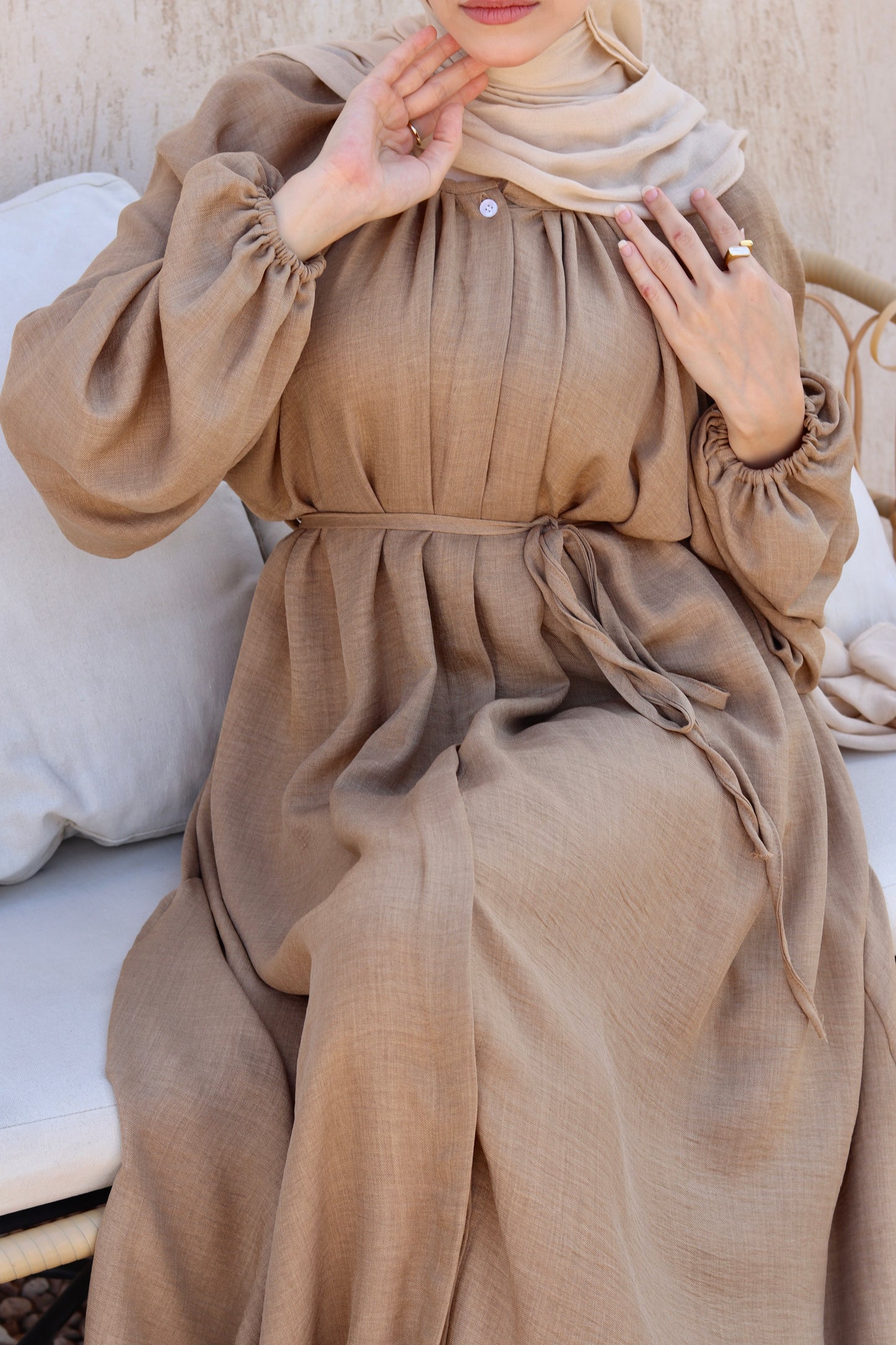 Nivra Dress In Dark-Beige