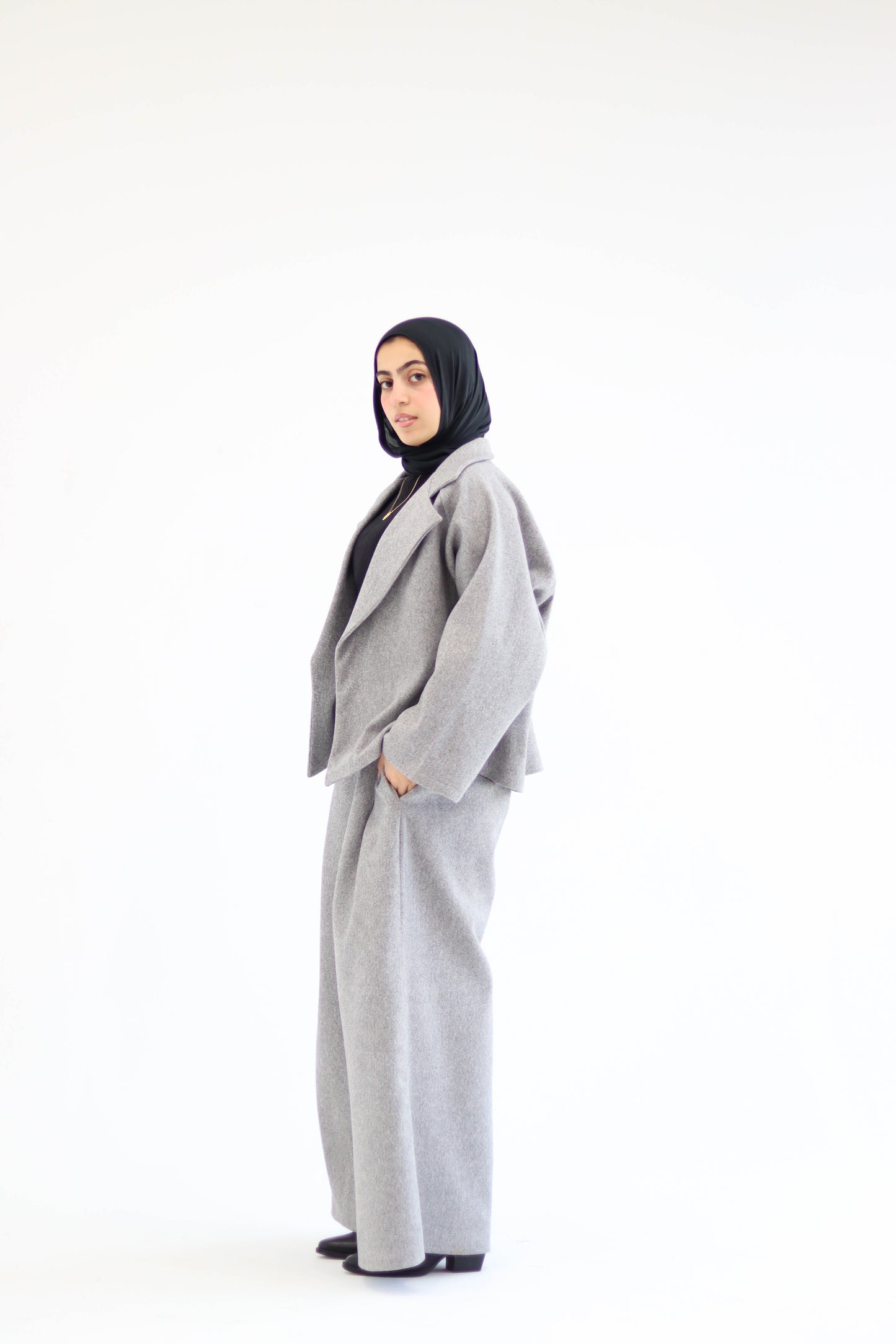 Vanna Jacket|Pants In Grey